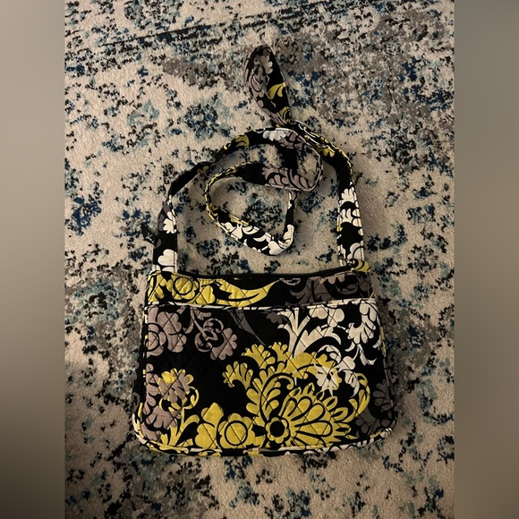 Vera Bradley Purse - Picture 4 of 4